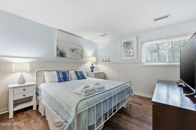 113 Shipyard Dr Apt 198, Hilton Head Island, SC 29928