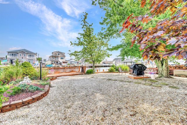 26 W Potomac Drive, Little Egg Harbor, NJ 08087