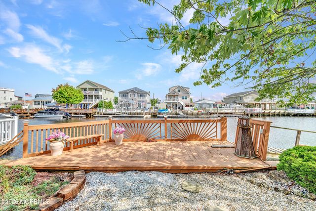 26 W Potomac Drive, Little Egg Harbor, NJ 08087