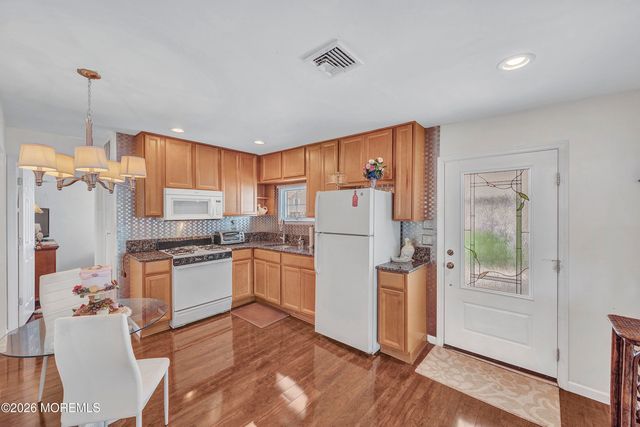 26 W Potomac Drive, Little Egg Harbor, NJ 08087