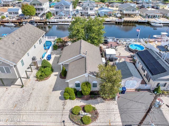 26 W Potomac Drive, Little Egg Harbor, NJ 08087