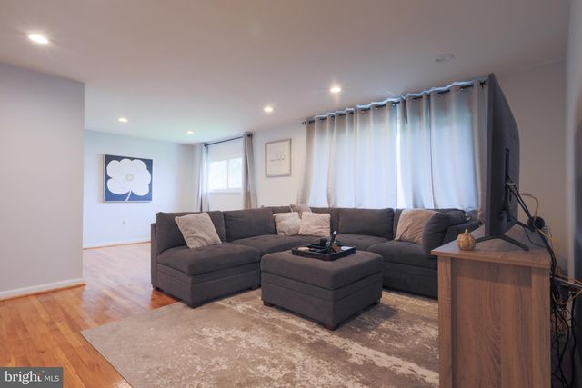 560 LANNY CT, Millersville, MD 21108