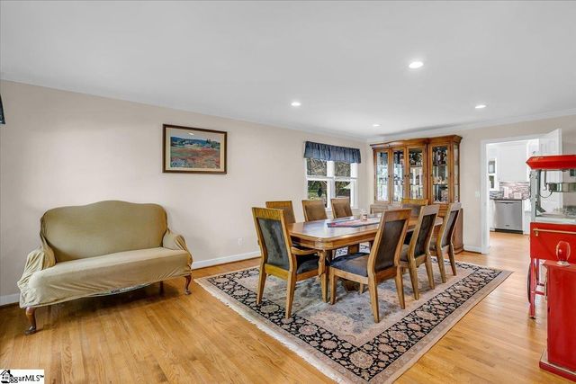 1300 Plantation Drive, Simpsonville, SC 29681