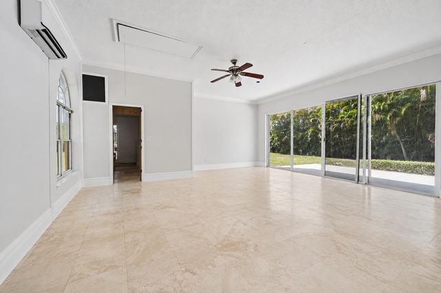 7087 N 155th Pl Place N, Palm Beach Gardens, FL 33418