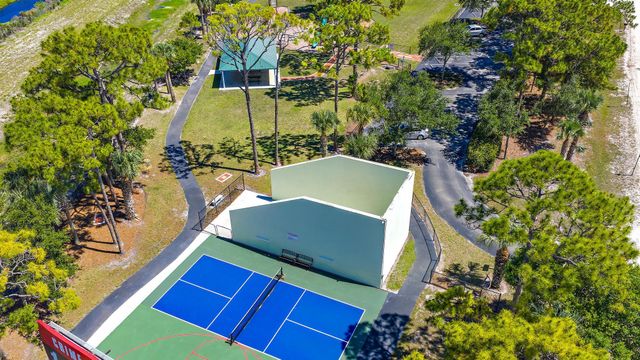 7087 N 155th Pl Place N, Palm Beach Gardens, FL 33418
