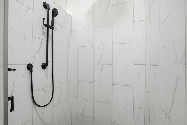 10555 SHADY OAK LANE, Seminole, FL 33777