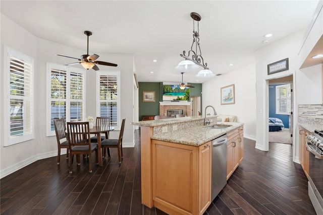 10555 SHADY OAK LANE, Seminole, FL 33777