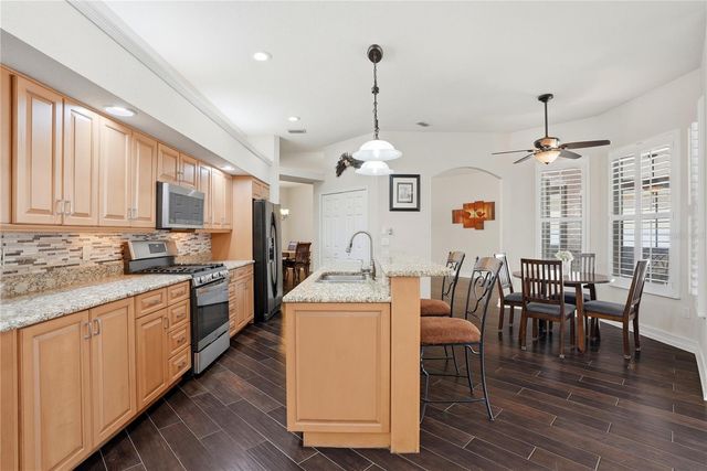 10555 SHADY OAK LANE, Seminole, FL 33777