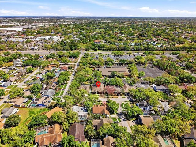 10555 SHADY OAK LANE, Seminole, FL 33777