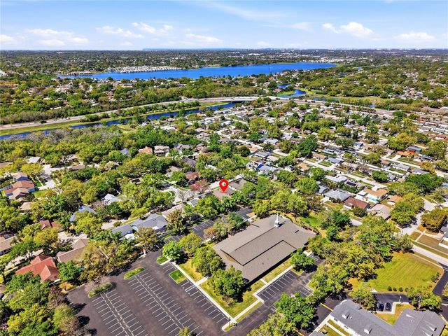 10555 SHADY OAK LANE, Seminole, FL 33777