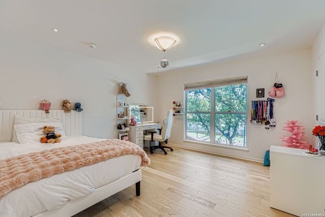 14007 Mint Trail, Hill Country Village, TX 78232