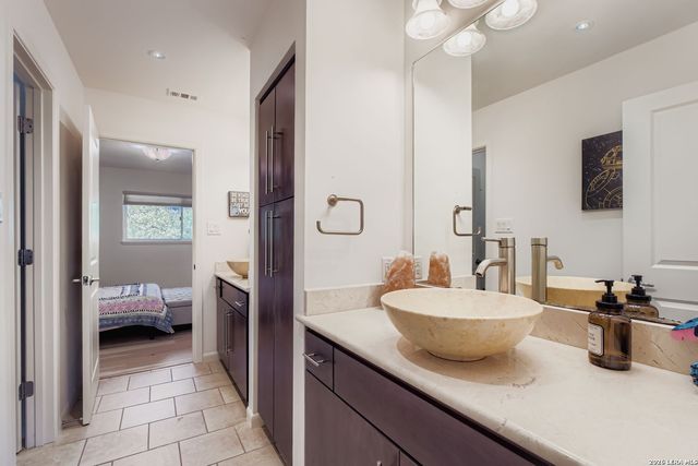 14007 Mint Trail, Hill Country Village, TX 78232