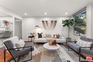 960 Sanborn Avenue 3, Los Angeles, CA 90029