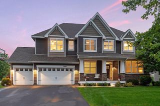 3666 Lerive Way, Chaska, MN 55318