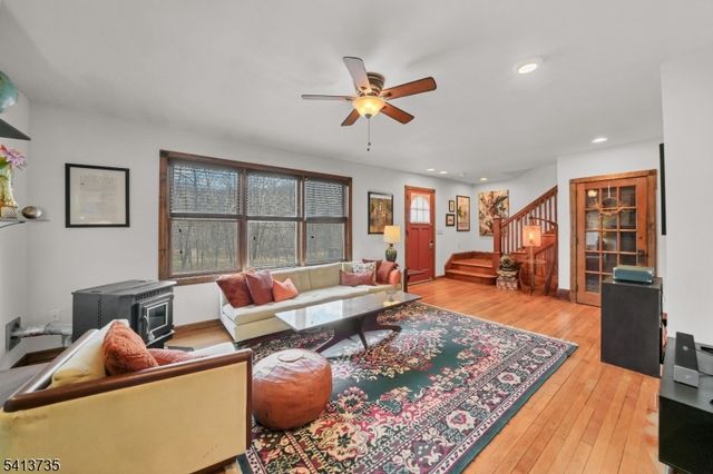 2097 State Route 31, Glen Gardner Boro, NJ 08826