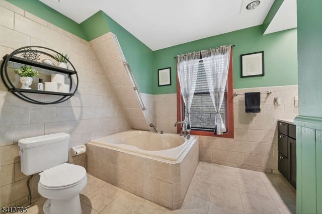 2097 State Route 31, Glen Gardner Boro, NJ 08826