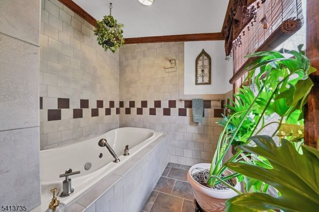 2097 State Route 31, Glen Gardner Boro, NJ 08826