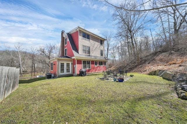 2097 State Route 31, Glen Gardner Boro, NJ 08826