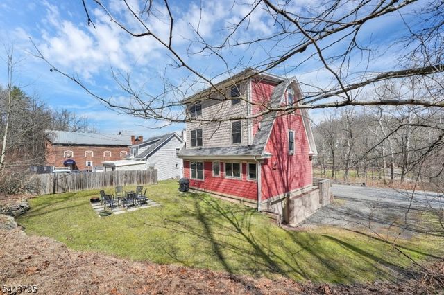 2097 State Route 31, Glen Gardner Boro, NJ 08826