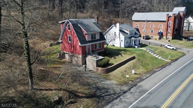 2097 State Route 31, Glen Gardner Boro, NJ 08826