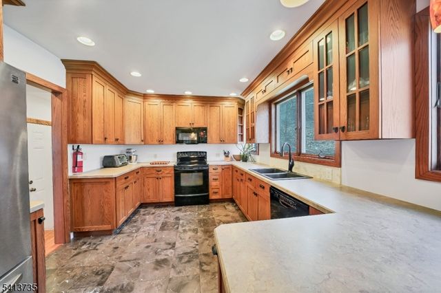 2097 State Route 31, Glen Gardner Boro, NJ 08826