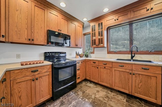 2097 State Route 31, Glen Gardner Boro, NJ 08826