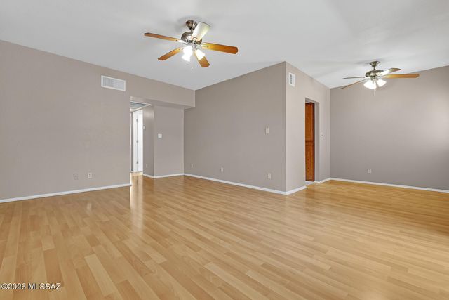 5500 N Valley View Rd Unit 213, Tucson, AZ 85718