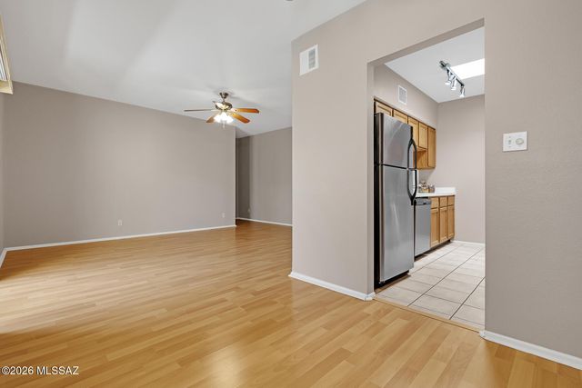 5500 N Valley View Rd Unit 213, Tucson, AZ 85718