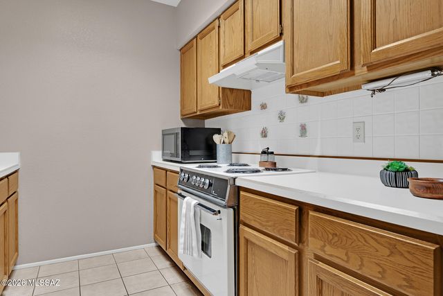 5500 N Valley View Rd Unit 213, Tucson, AZ 85718