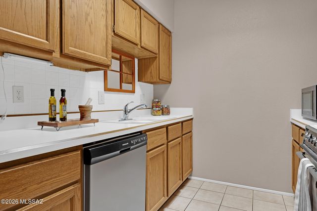 5500 N Valley View Rd Unit 213, Tucson, AZ 85718