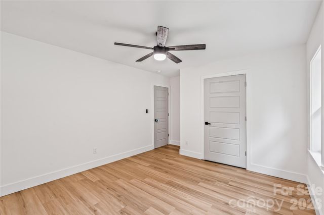833 Knowles Drive, Dallas, NC 28034