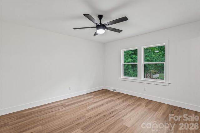 833 Knowles Drive, Dallas, NC 28034