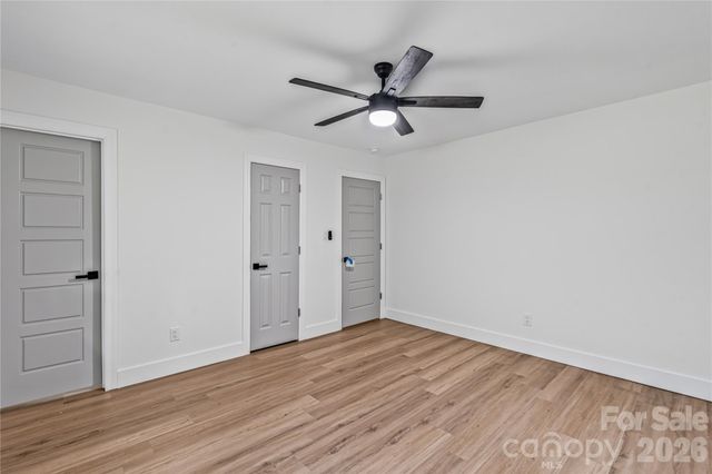 833 Knowles Drive, Dallas, NC 28034