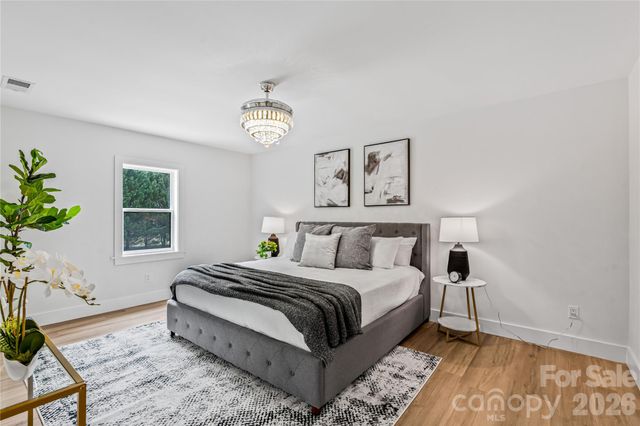 833 Knowles Drive, Dallas, NC 28034