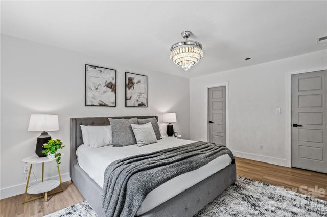 833 Knowles Drive, Dallas, NC 28034