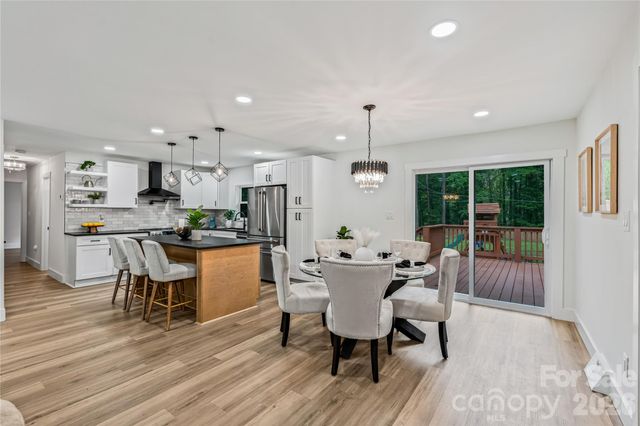 833 Knowles Drive, Dallas, NC 28034