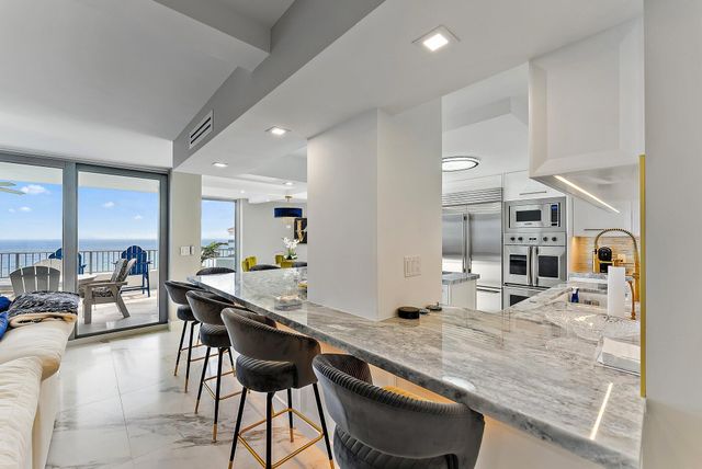 5200 N Ocean Drive Ph4, Singer Island, FL 33404