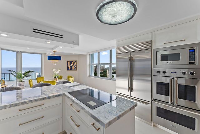 5200 N Ocean Drive Ph4, Singer Island, FL 33404