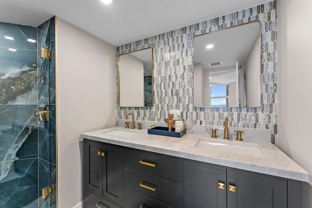 5200 N Ocean Drive Ph4, Singer Island, FL 33404