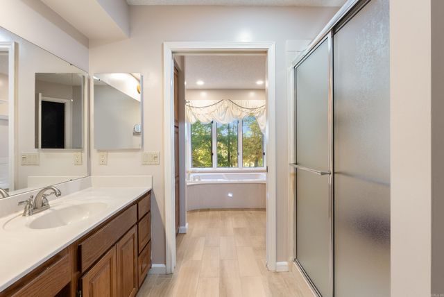 20 Charca Way, Hot Springs Village, AR 71909