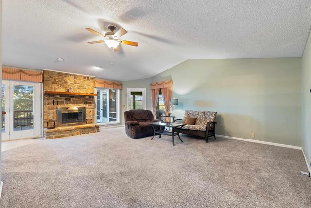 20 Charca Way, Hot Springs Village, AR 71909