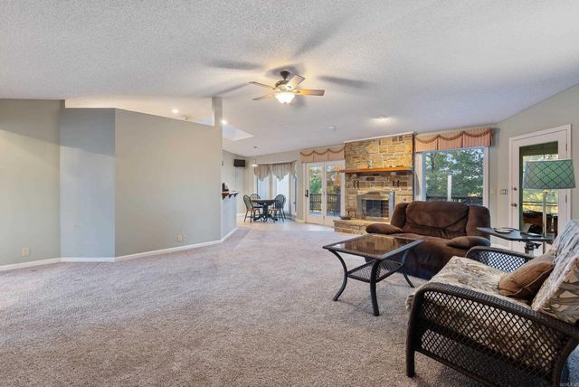 20 Charca Way, Hot Springs Village, AR 71909