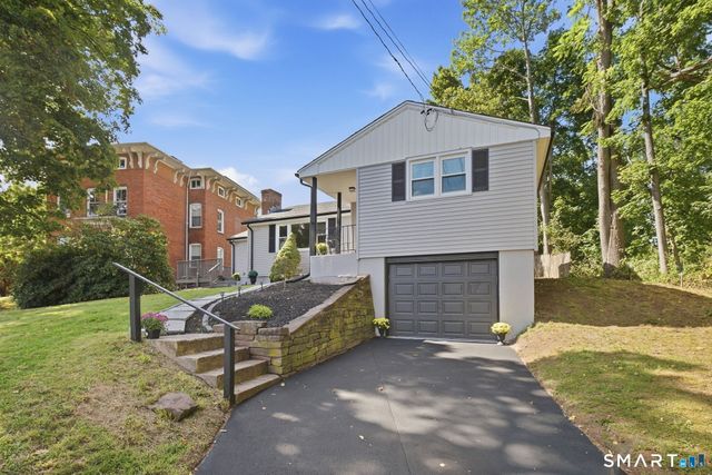 133 Highland Avenue, Middletown, CT 06457