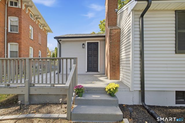 133 Highland Avenue, Middletown, CT 06457