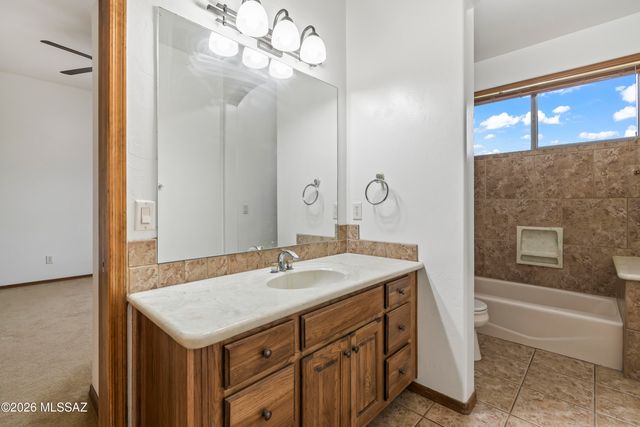 10685 N Summer Moon Place, Oro Valley, AZ 85737