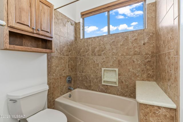 10685 N Summer Moon Place, Oro Valley, AZ 85737