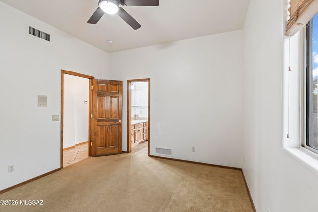 10685 N Summer Moon Place, Oro Valley, AZ 85737