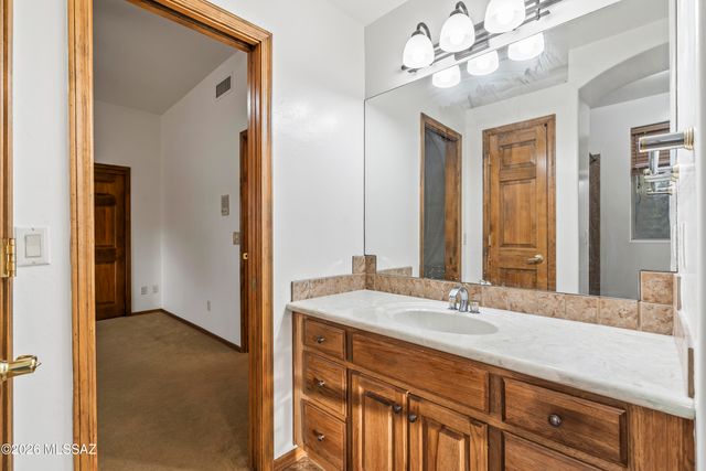 10685 N Summer Moon Place, Oro Valley, AZ 85737