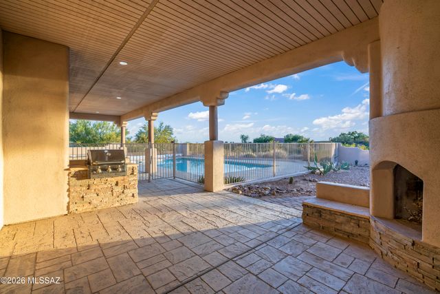 10685 N Summer Moon Place, Oro Valley, AZ 85737