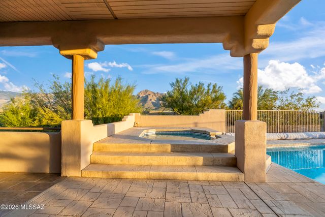10685 N Summer Moon Place, Oro Valley, AZ 85737
